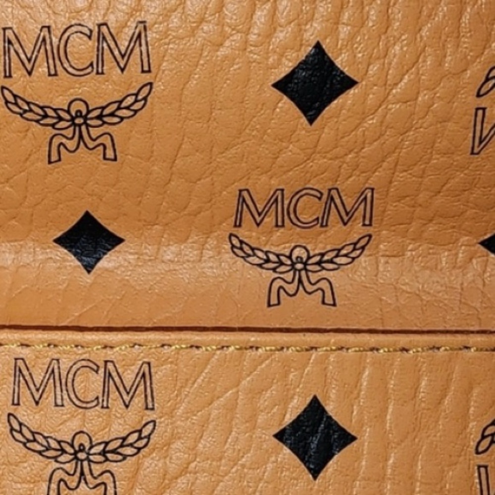 MCM Tan Leather Patterned Bag GWP NEW - Picture 7 of 7